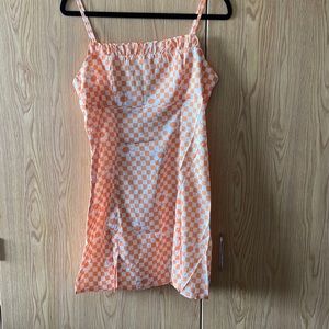 Orange and white pattern tight dress!